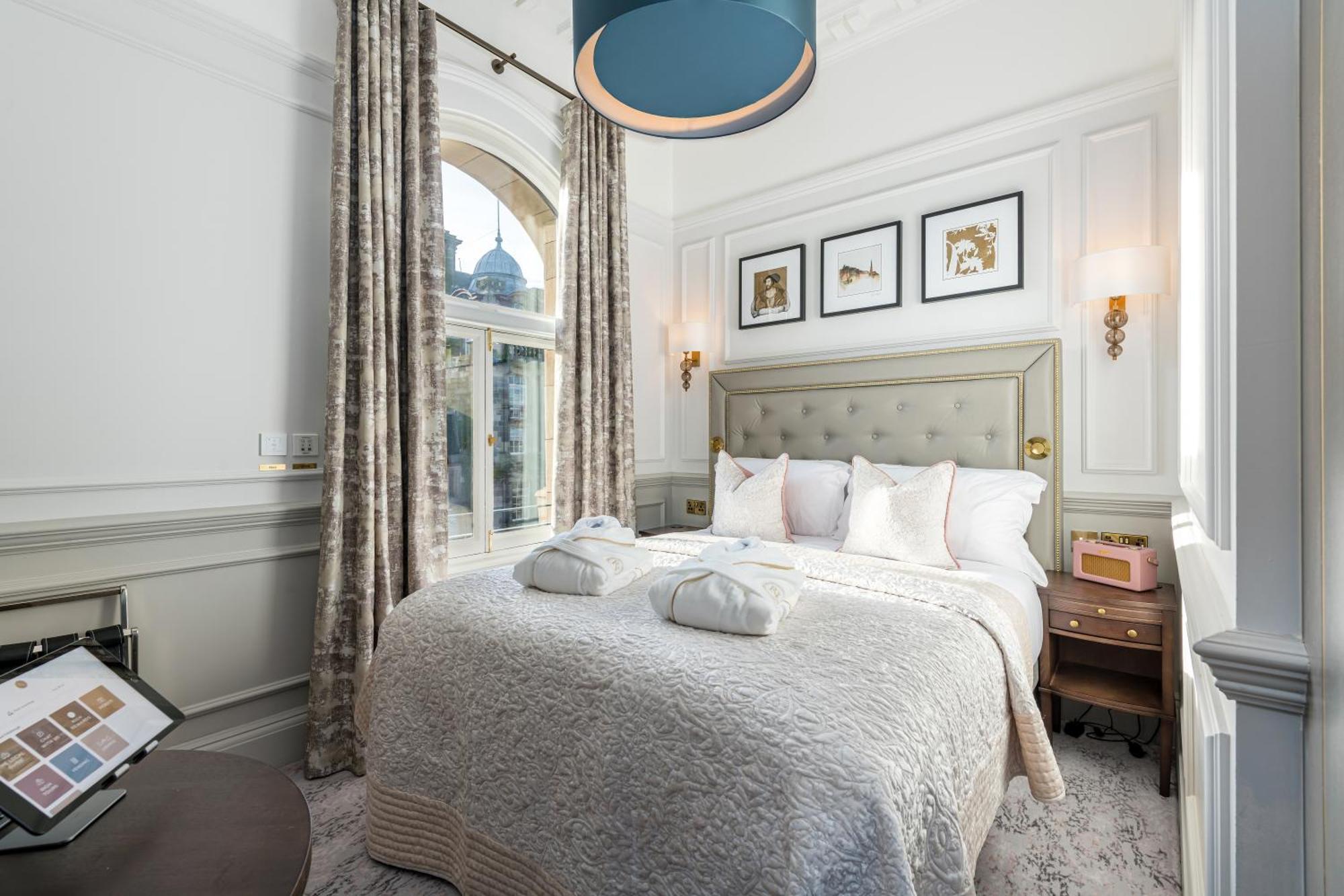Righ Residences - George Street * EDI