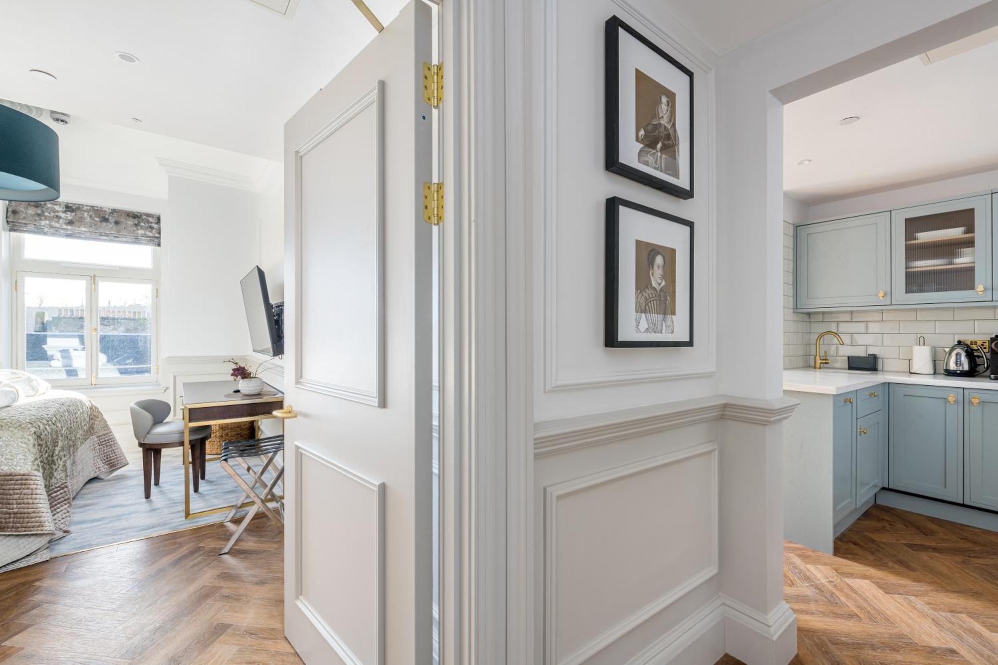 Righ Residences - George Street Aparthotel EDI